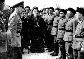 Генерал Краснов встречается с казаками. Сентябрь 1943 г.
